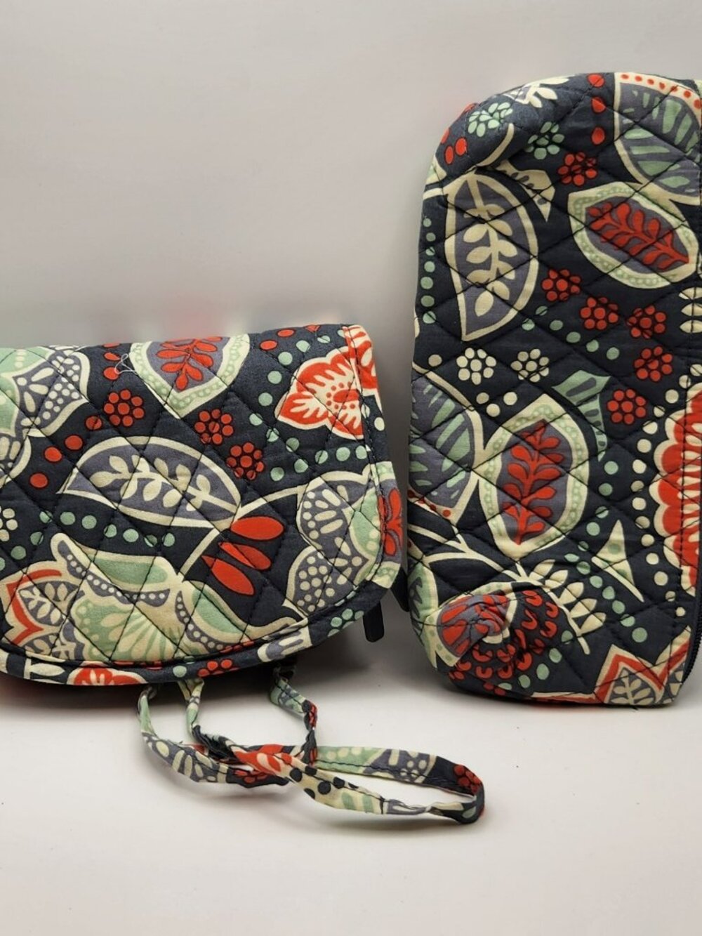 Vera Bradley travel organizer & cosmetic bag Nomadic Floral VGUC